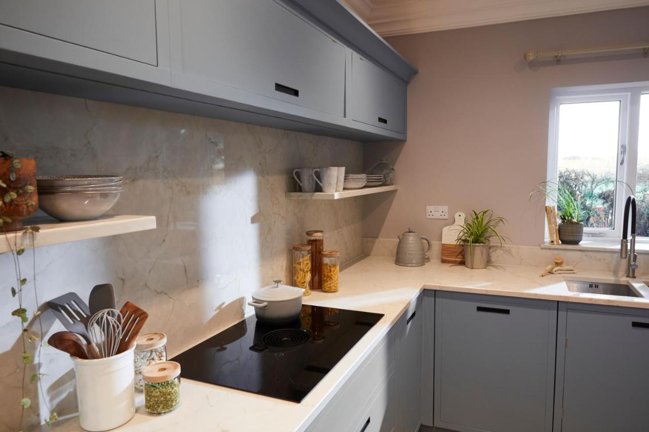 Spacious 4 Bed Family Cottage In Parkland Setting York Exteriör bild