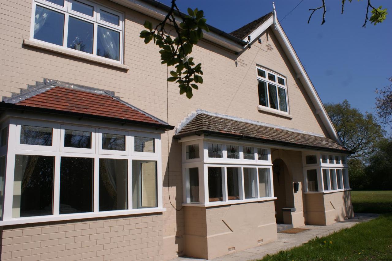 Spacious 4 Bed Family Cottage In Parkland Setting York Exteriör bild