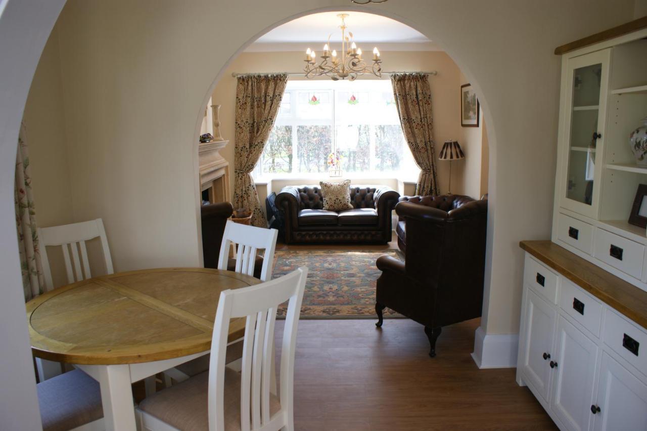 Spacious 4 Bed Family Cottage In Parkland Setting York Exteriör bild